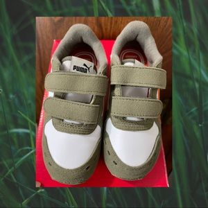 PUMA Kids Cabana Racer Velcro closure sneakers US SIZE 9C ~ NIB